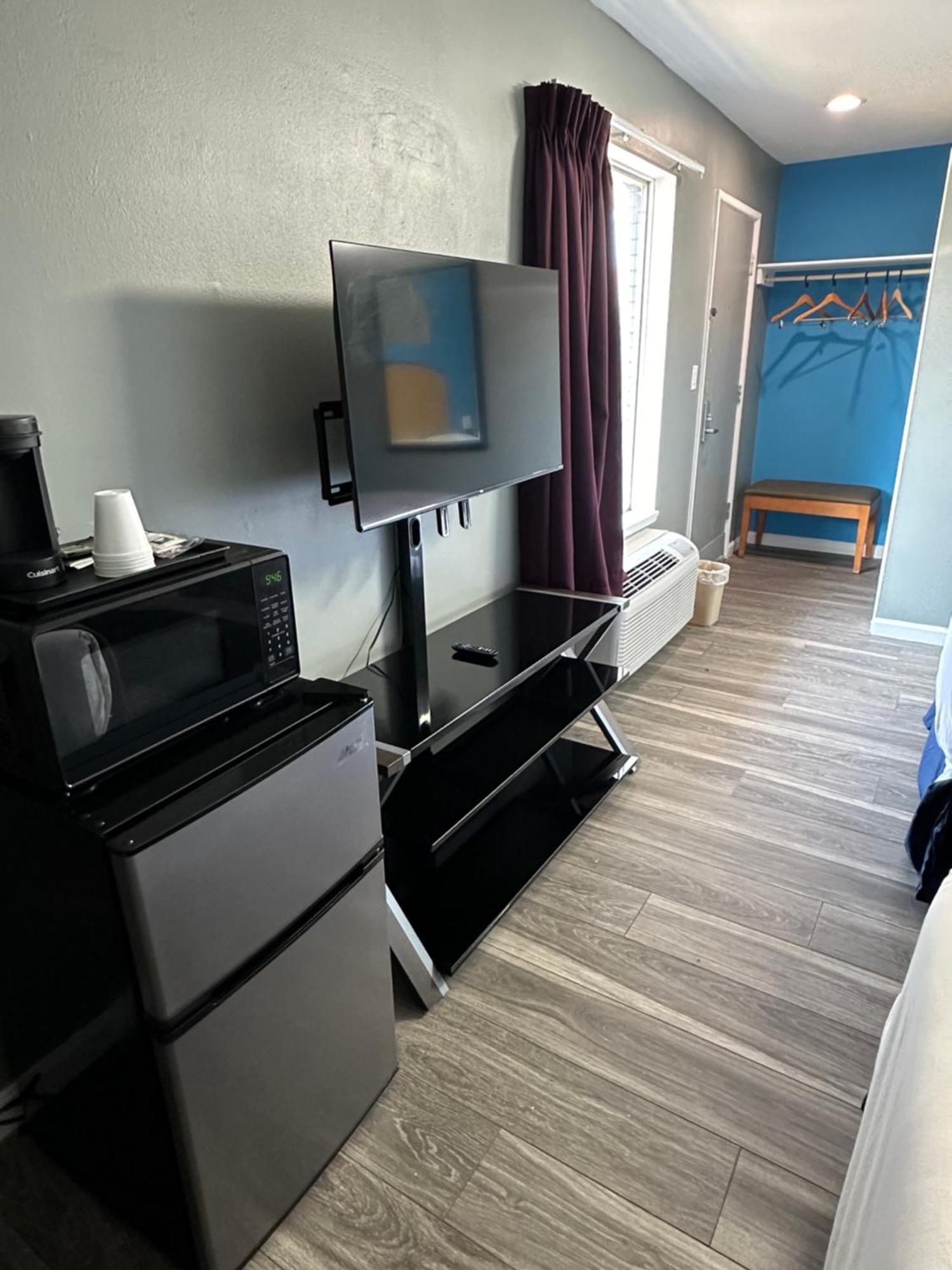Travel Inn & Suites Emporia Eksteriør billede