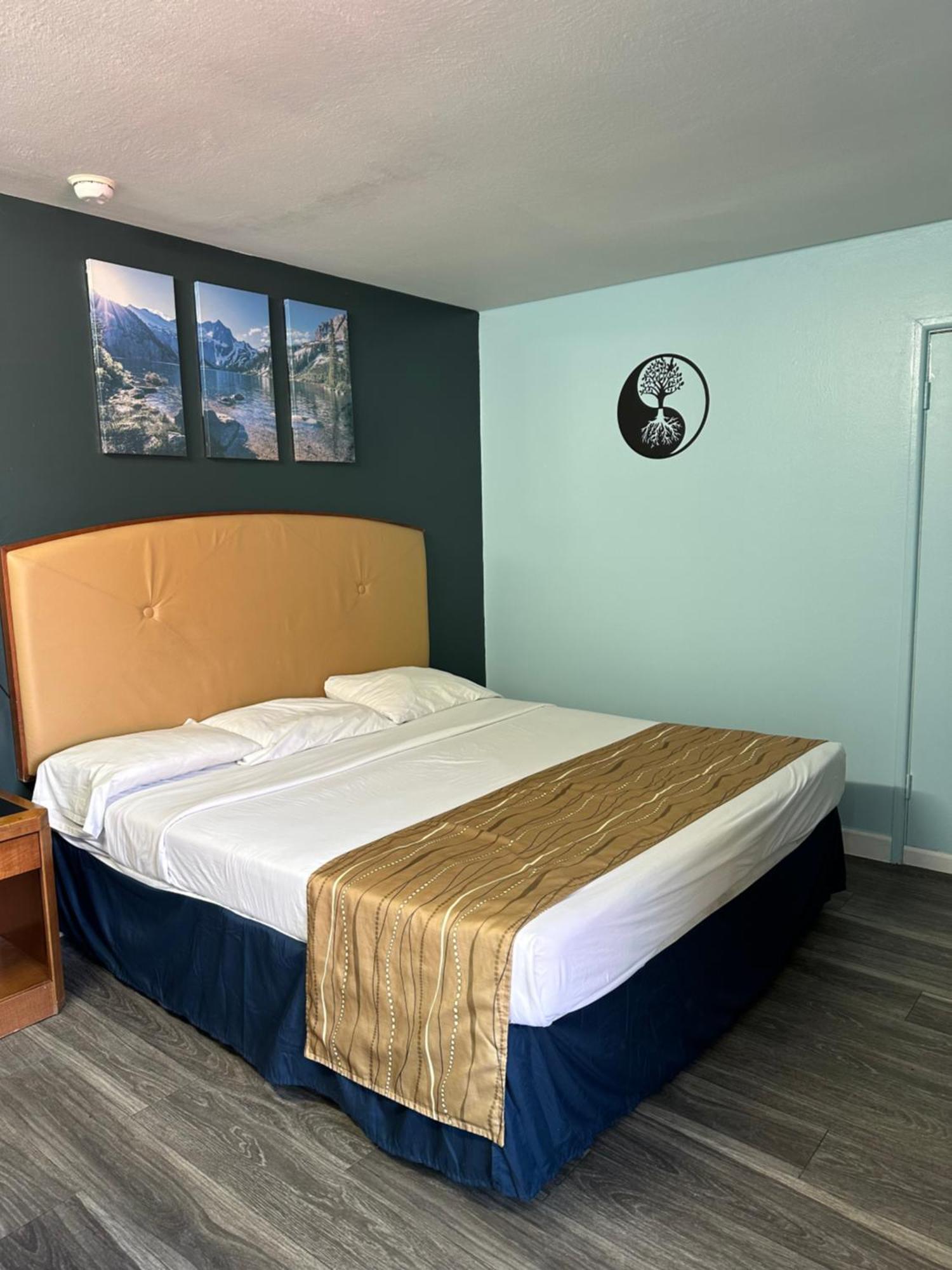 Travel Inn & Suites Emporia Eksteriør billede